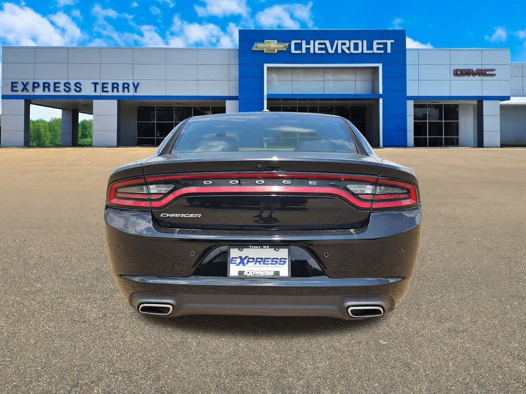 2022 Dodge Charger SXT photo 4