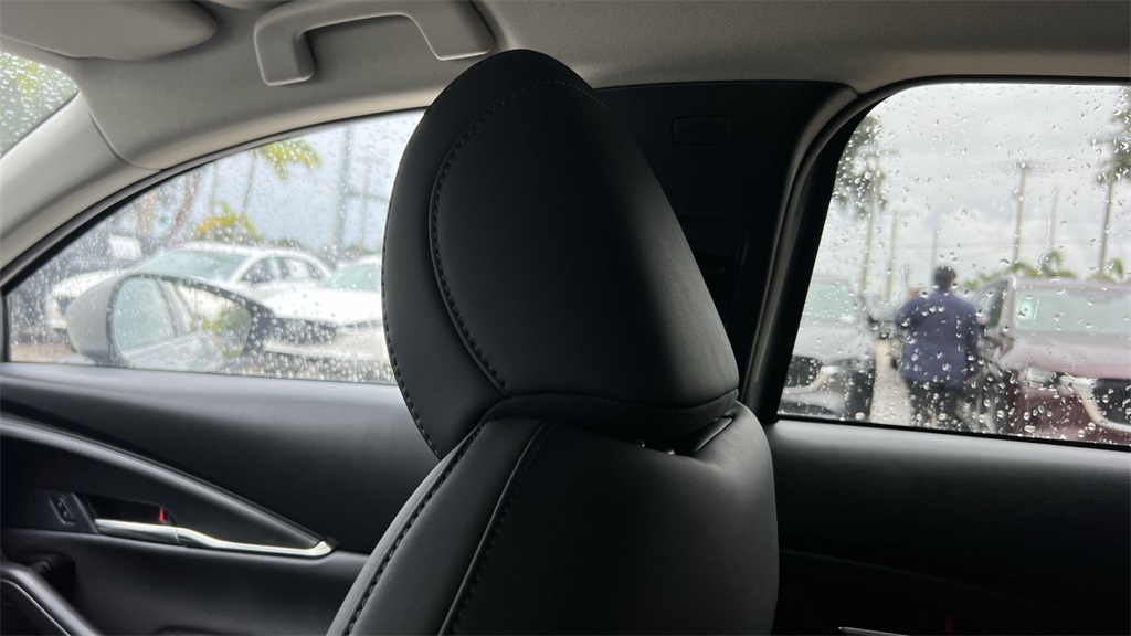 2025 Mazda CX-30 2.5 S Preferred photo 16