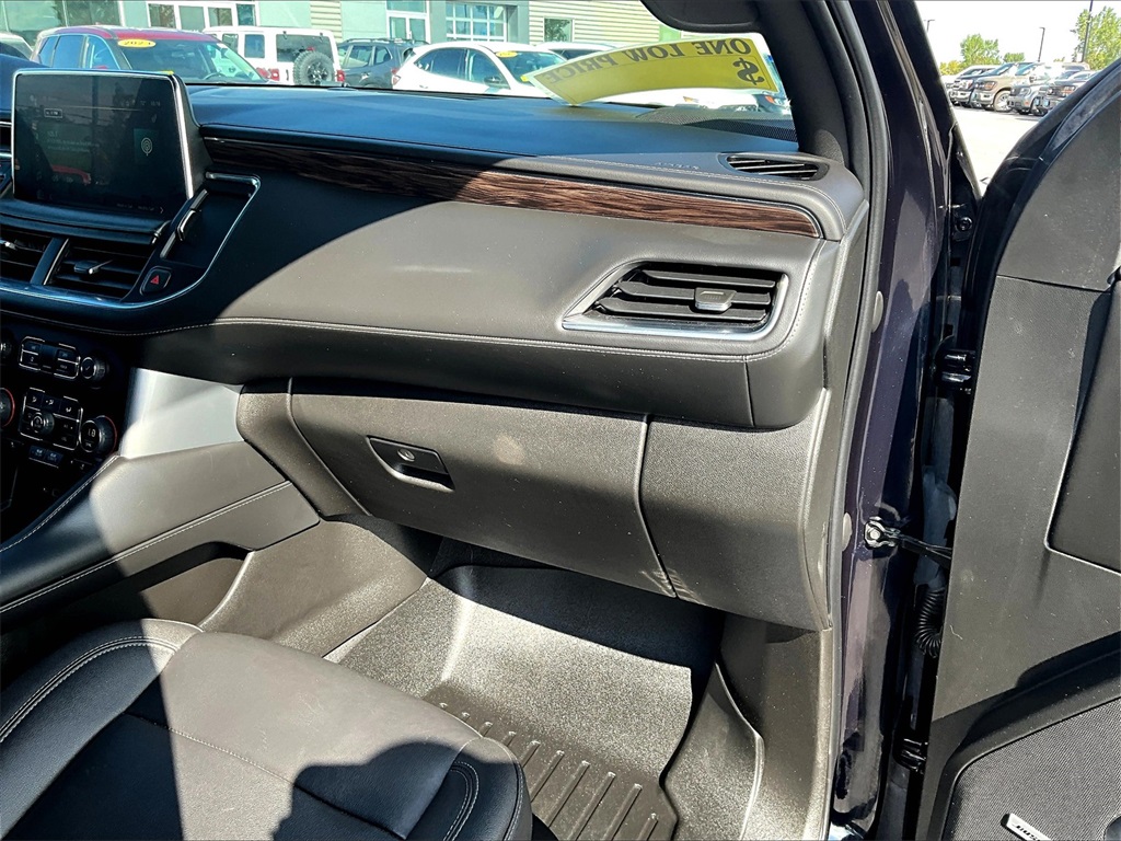 2022 Chevrolet Tahoe LT photo 13