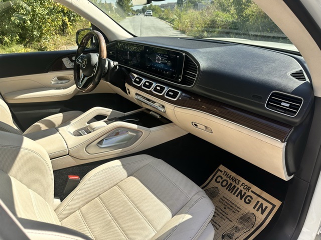 2022 Mercedes Benz GLS 450 4MATIC photo 18