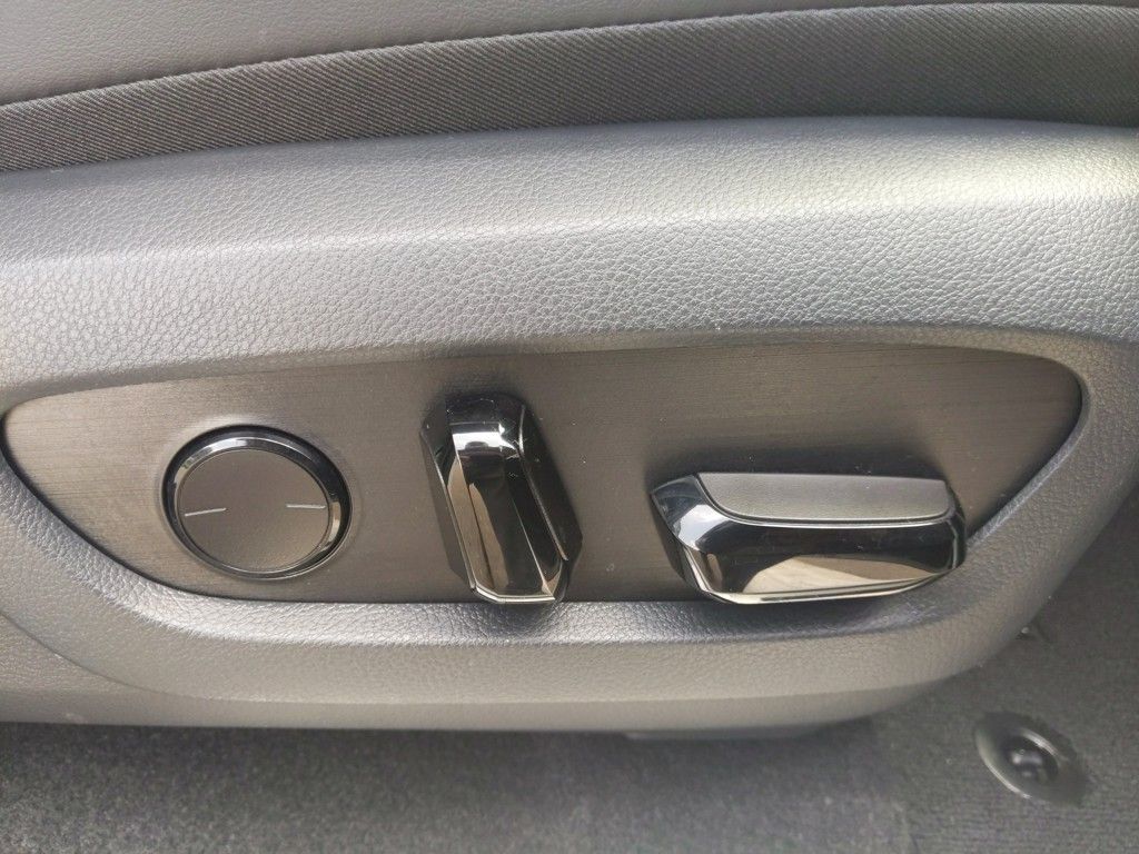 2024 Lexus GX 550 Luxury photo 41