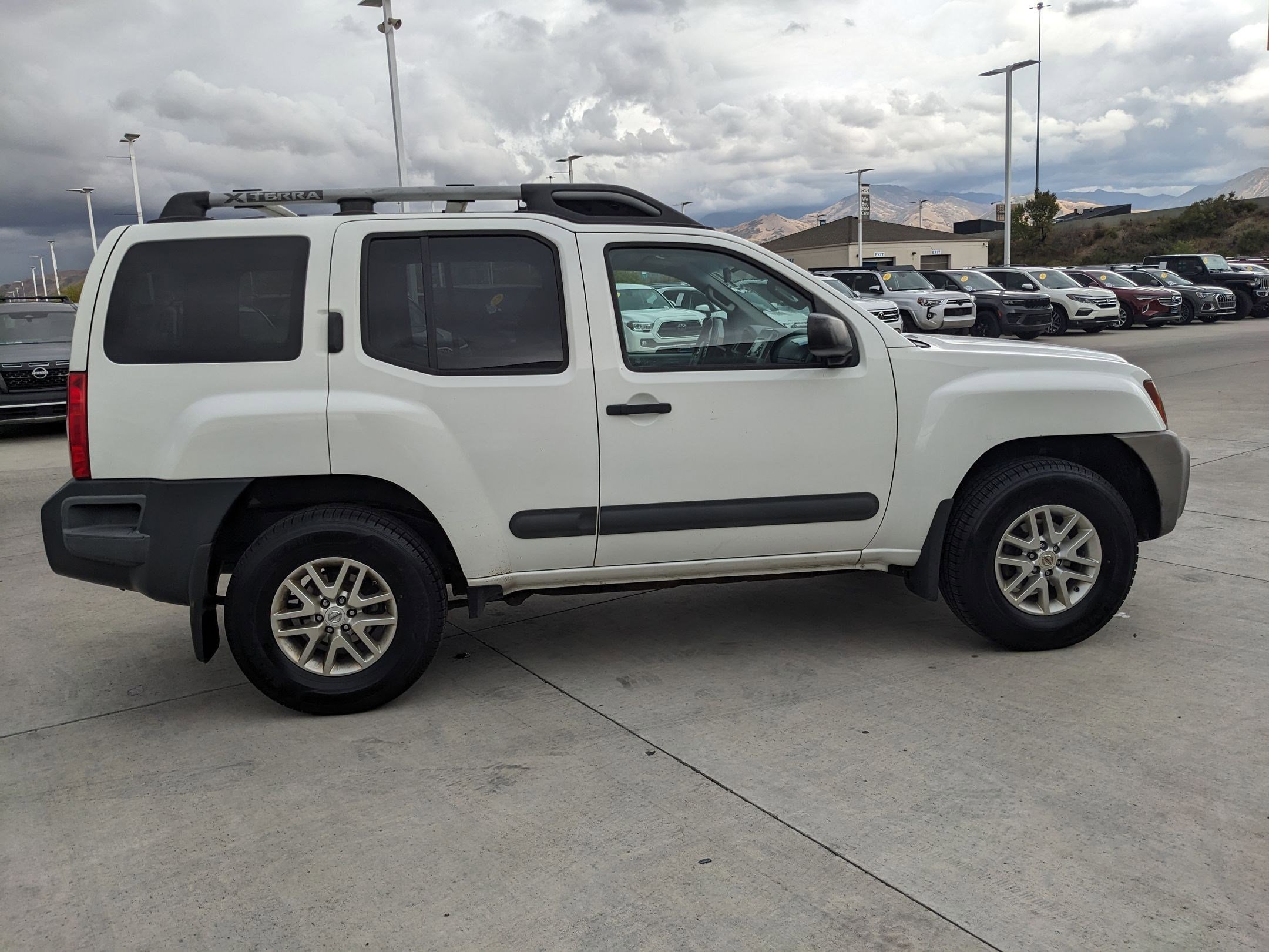 2014 Nissan Xterra S photo 5