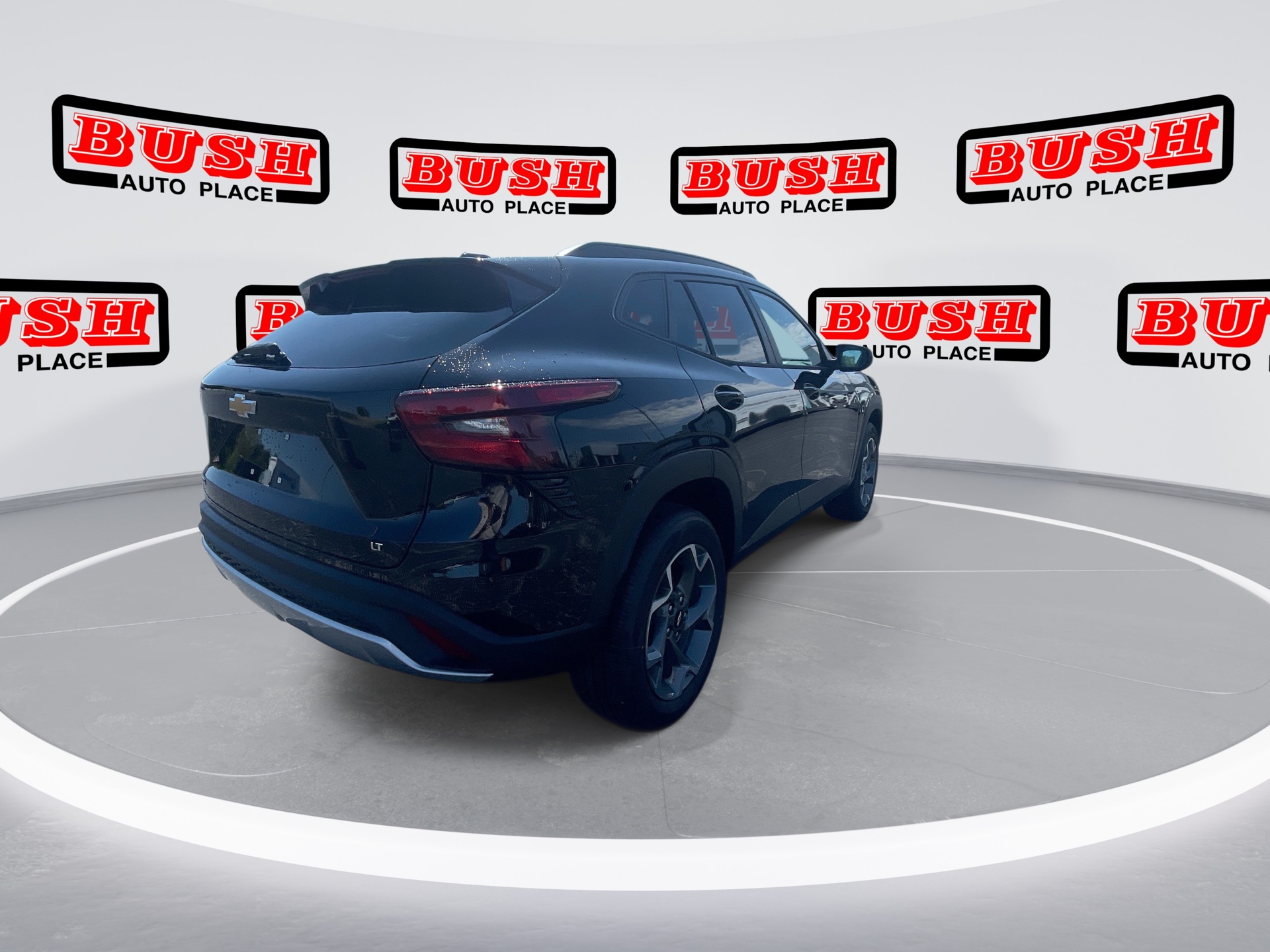 2025 Chevrolet Trax LT photo 31