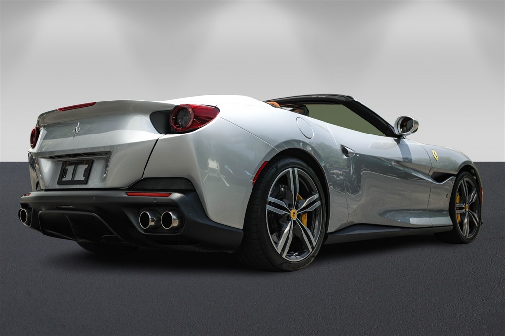 2019 Ferrari Portofino Base photo 3