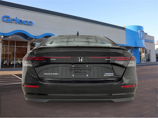2025 Honda Accord Hybrid Sport photo 2