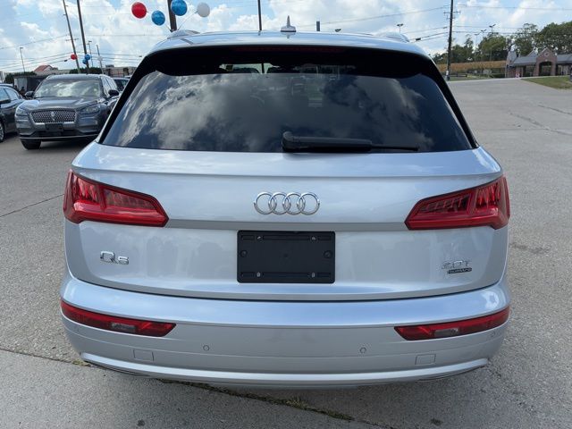 2018 Audi Q5 2.0T Premium photo 2