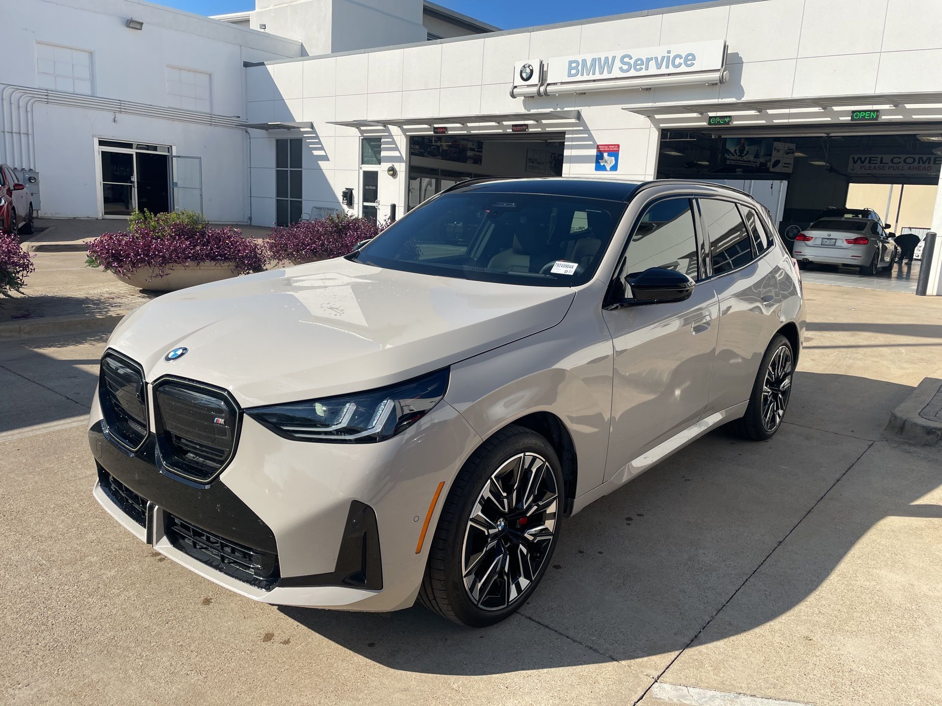 2025 BMW X3 M50
