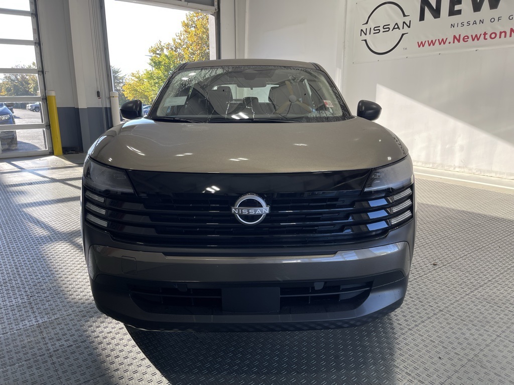 2026 Nissan Kicks S photo 2