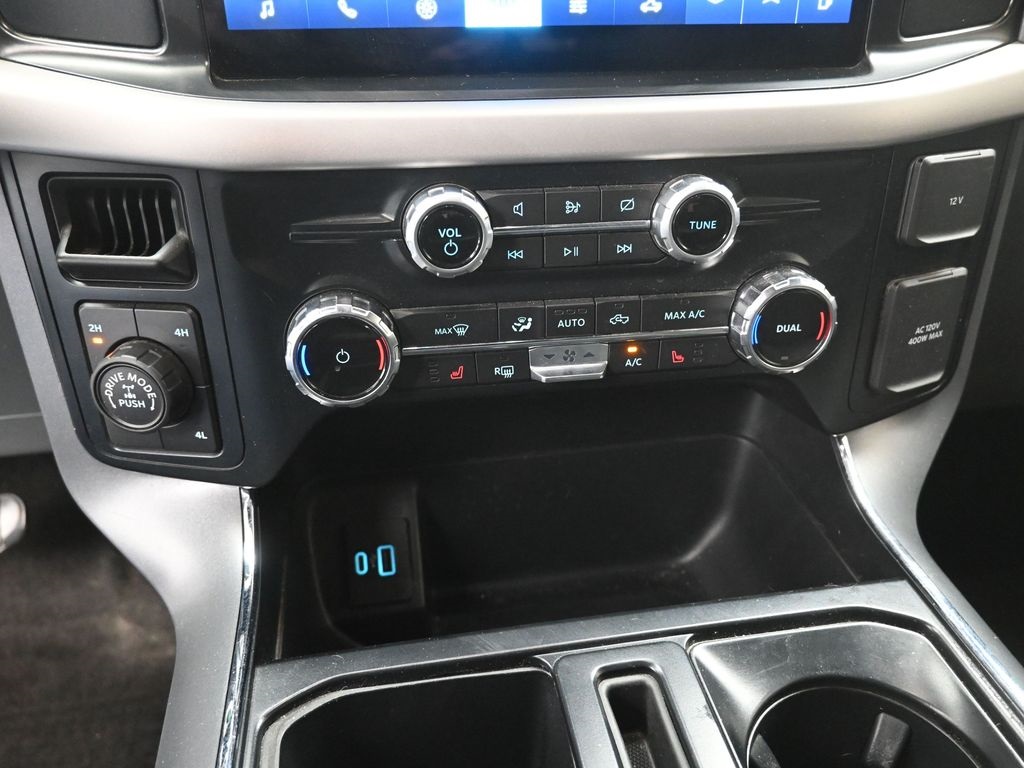 2022 Ford F-150 XLT photo 2