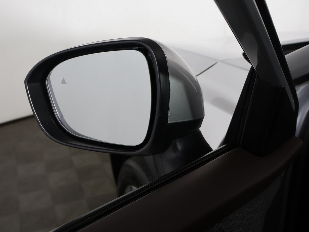 2022 Nissan Rogue SV photo 26