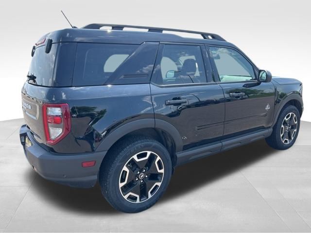 2023 Ford Bronco Sport Outer Banks photo 5