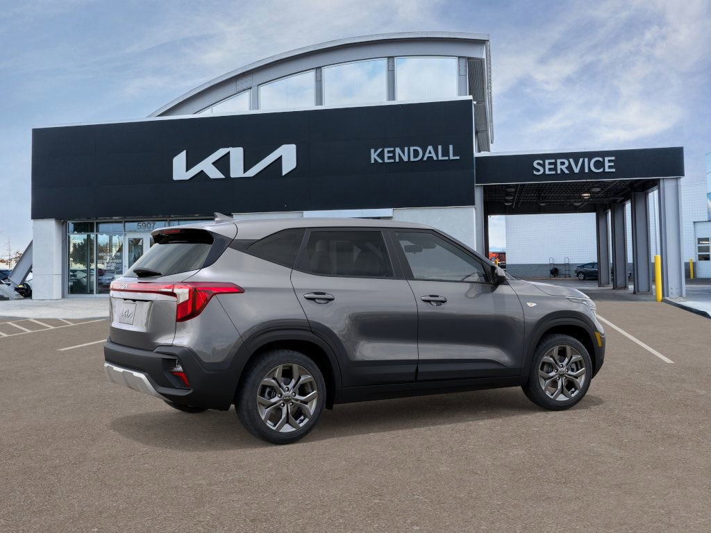 2026 Kia Seltos LX photo 2