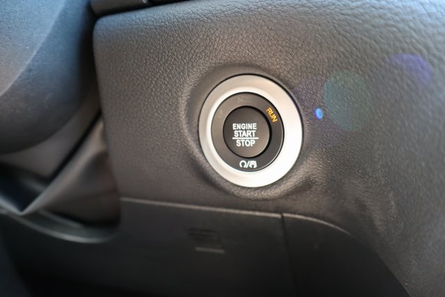 2025 Chrysler Pacifica photo 16