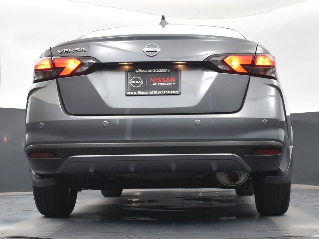 2025 Nissan Versa 1.6 SV photo 39