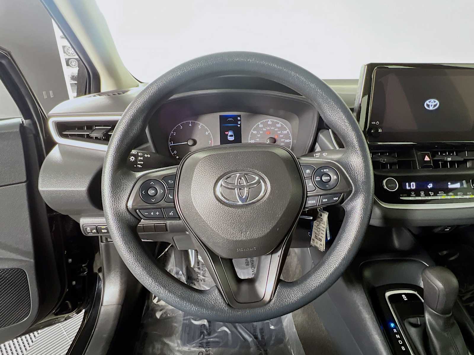 2023 Toyota Corolla LE photo 4