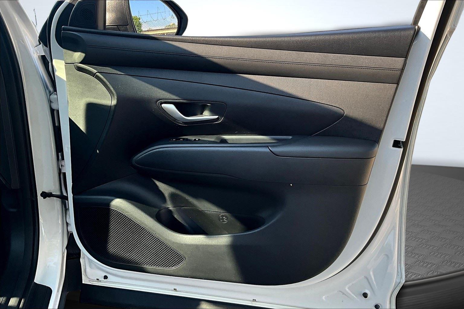 2025 Hyundai Tucson Hybrid SEL Convenience photo 23