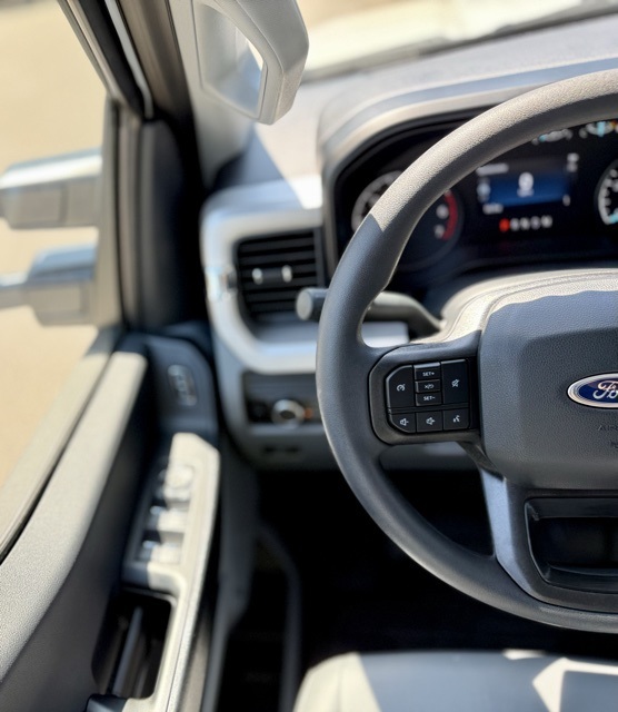 2025 Ford F-350 XL photo 17