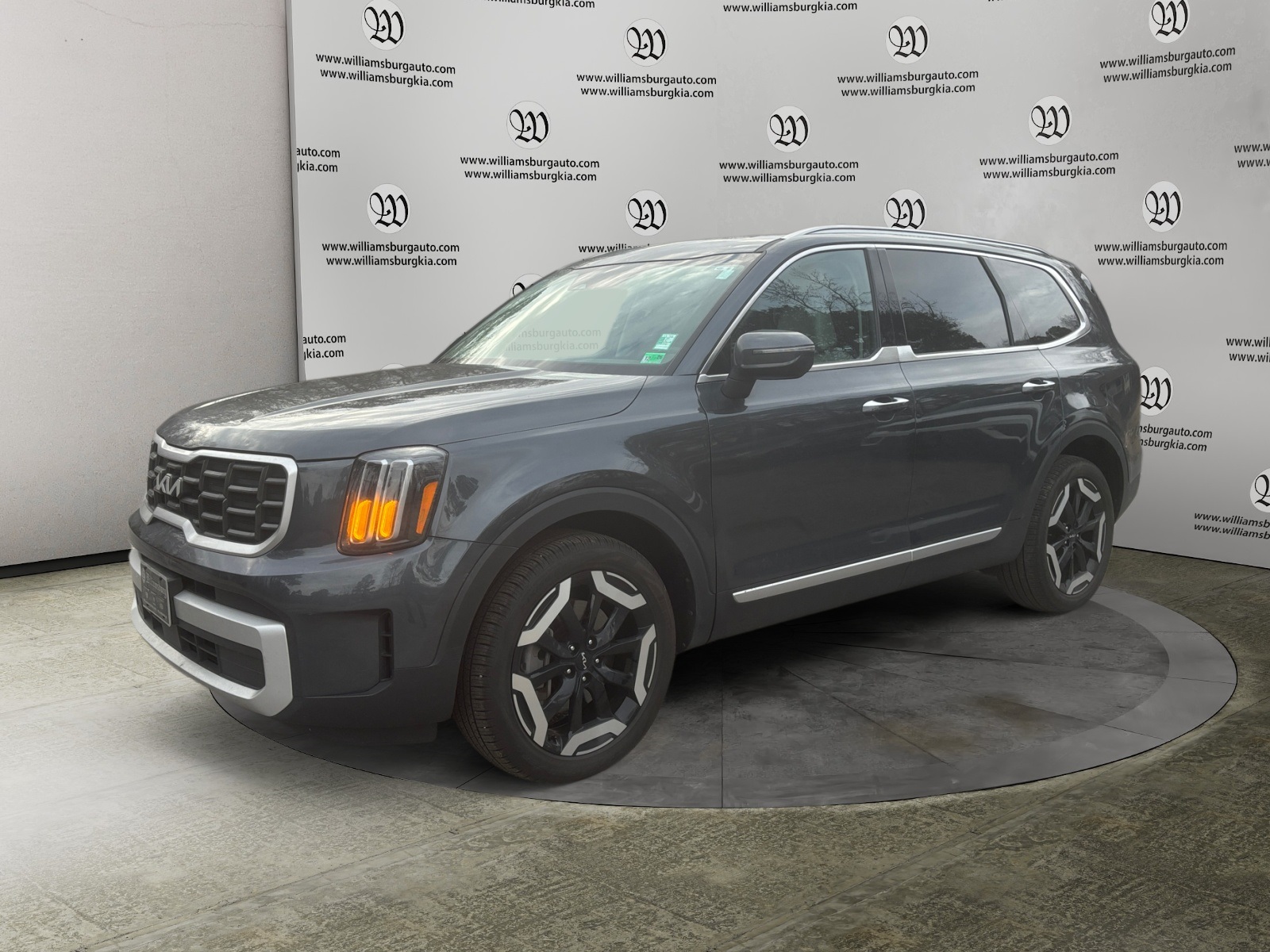 2024 Kia Telluride S's photo