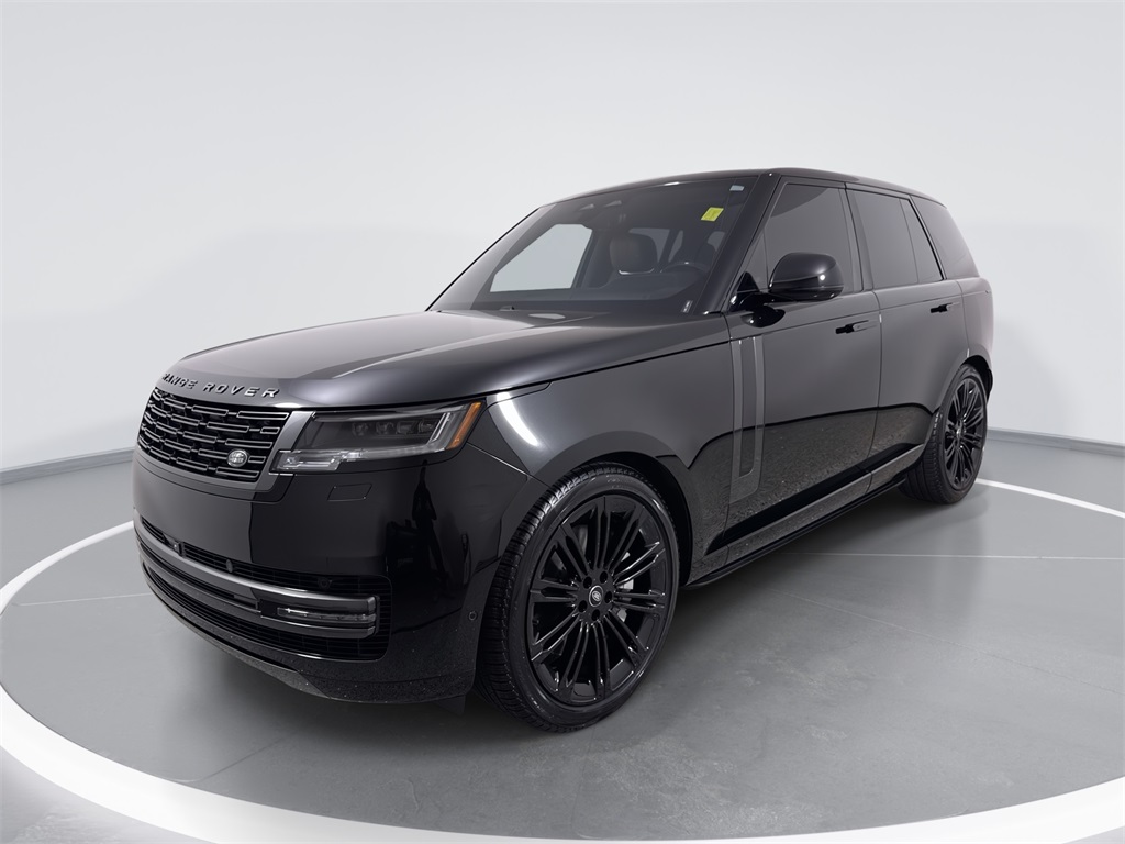 2024 Land Rover Range Rover SE's photo