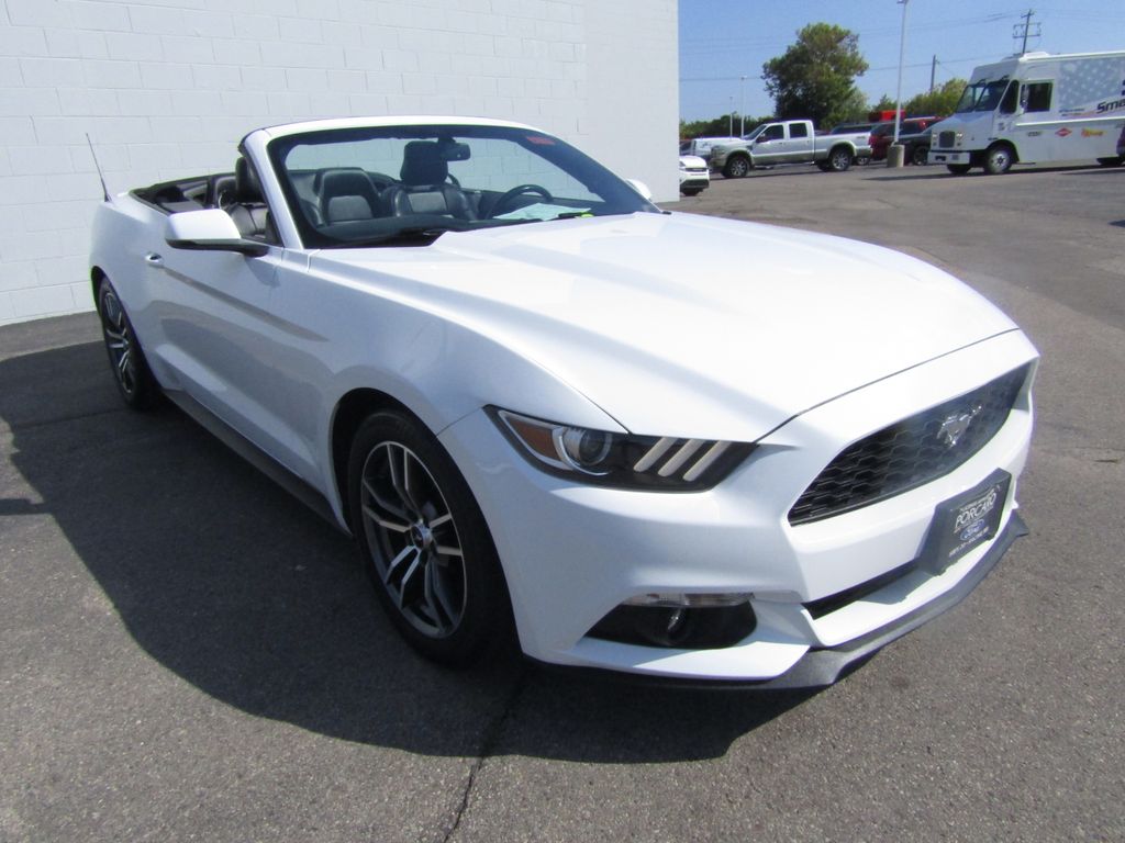 2017 Ford Mustang EcoBoost Premium photo 8