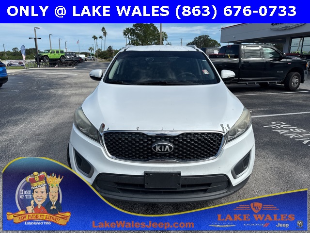 2017 Kia Sorento LX photo 2