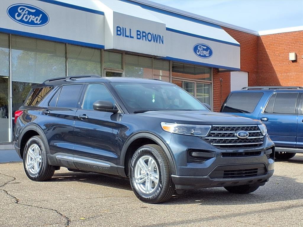 2023 Ford Explorer XLT's photo