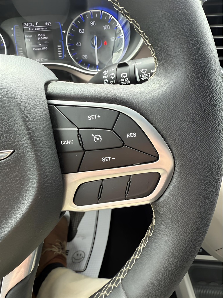2023 Chrysler Voyager LX photo 25