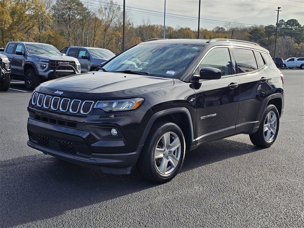 2022 Jeep Compass Latitude's photo