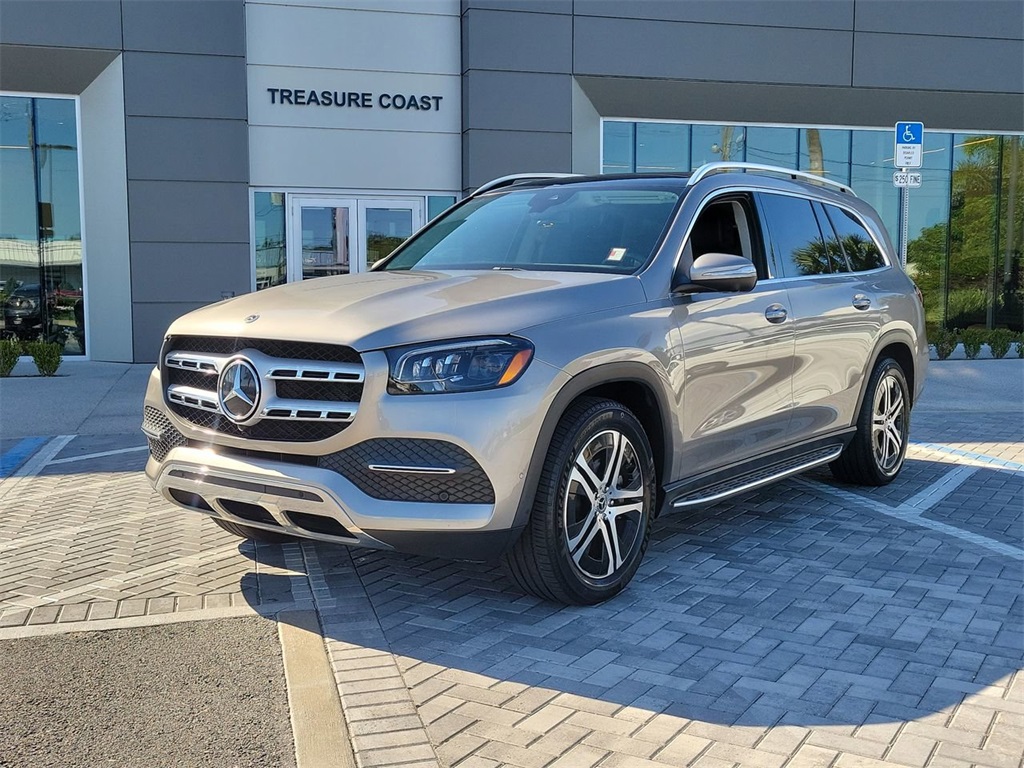 2022 Mercedes-Benz GLS GLS450's photo