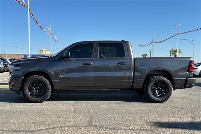 2025 Ram 1500 Tradesman photo 8