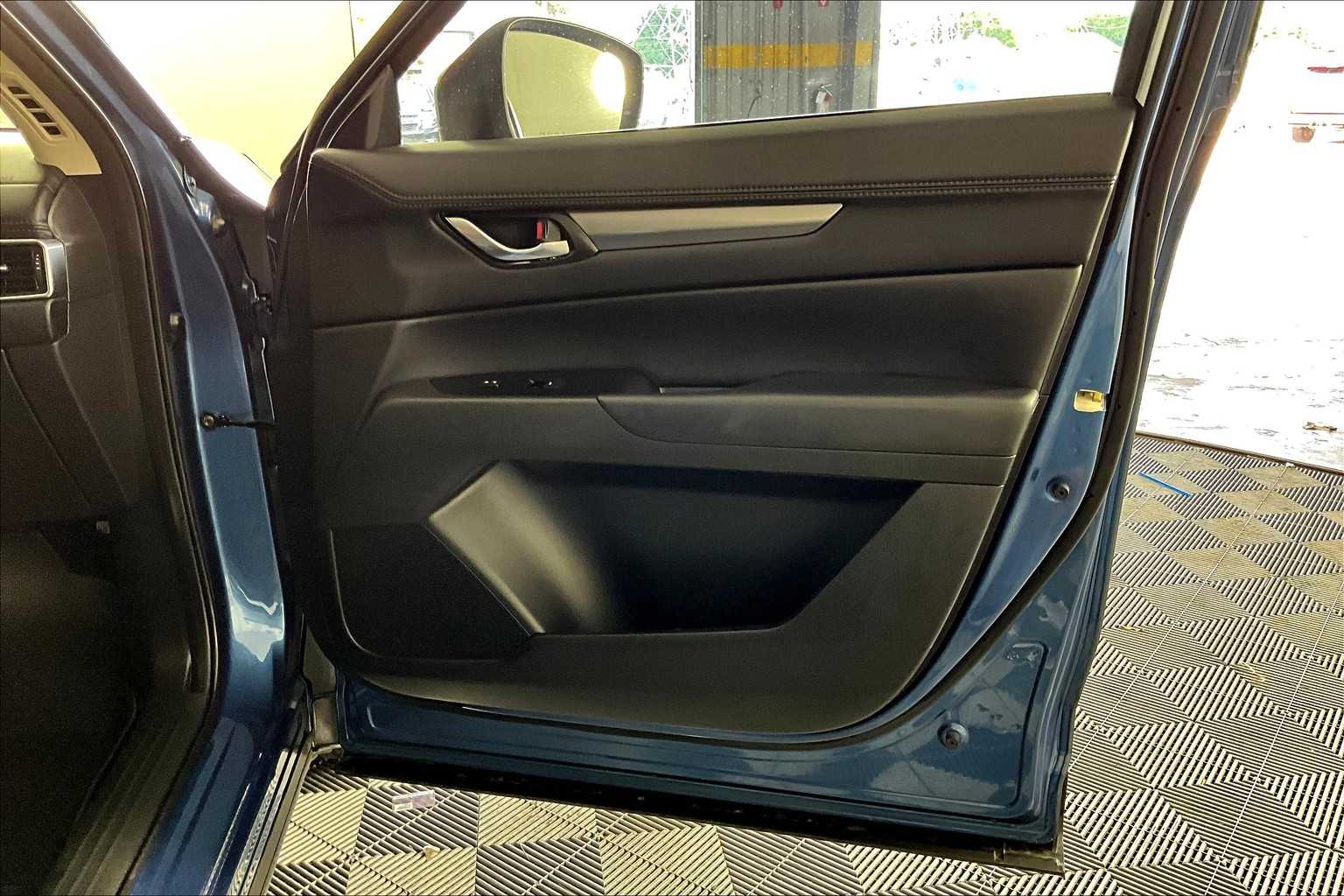 2023 Mazda CX-5 2.5 Select photo 20