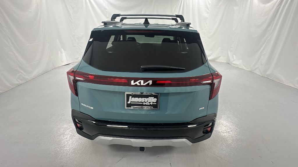 2026 Kia Seltos SX photo 4
