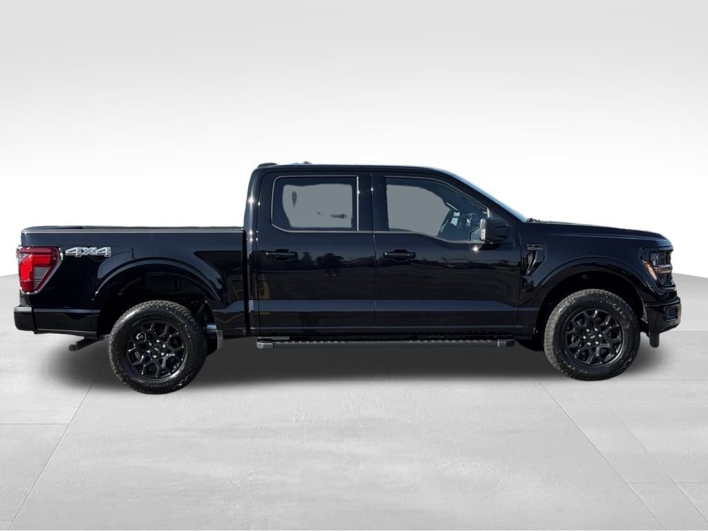 2025 Ford F-150 XLT photo 7