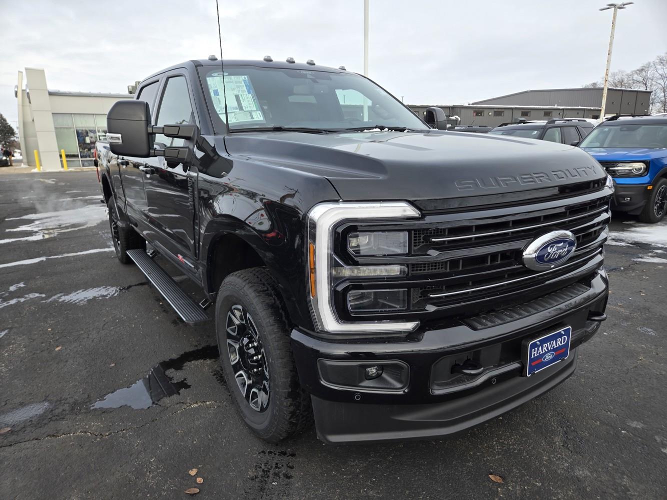 2026 Ford F-250 Super Duty Platinum's photo