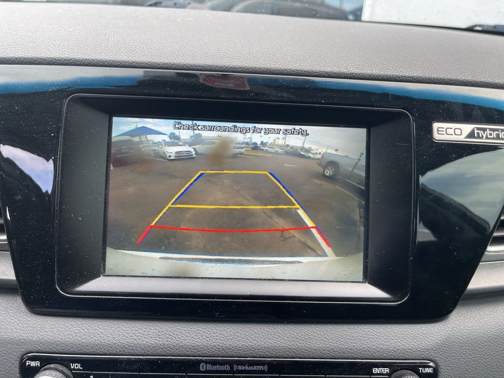 2017 Kia Niro LX photo 22
