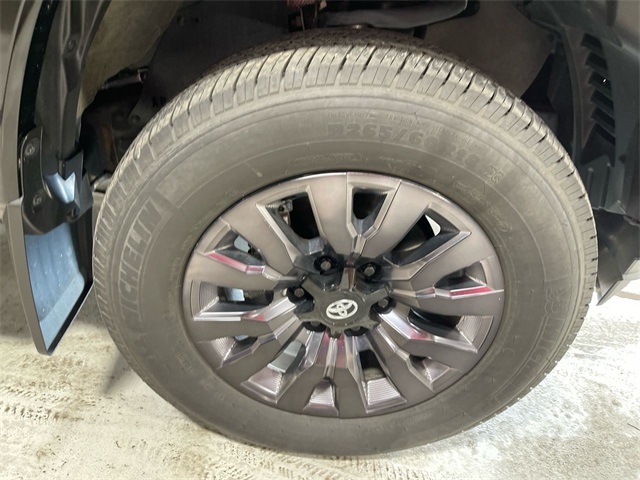 2023 Toyota Tacoma Limited photo 5