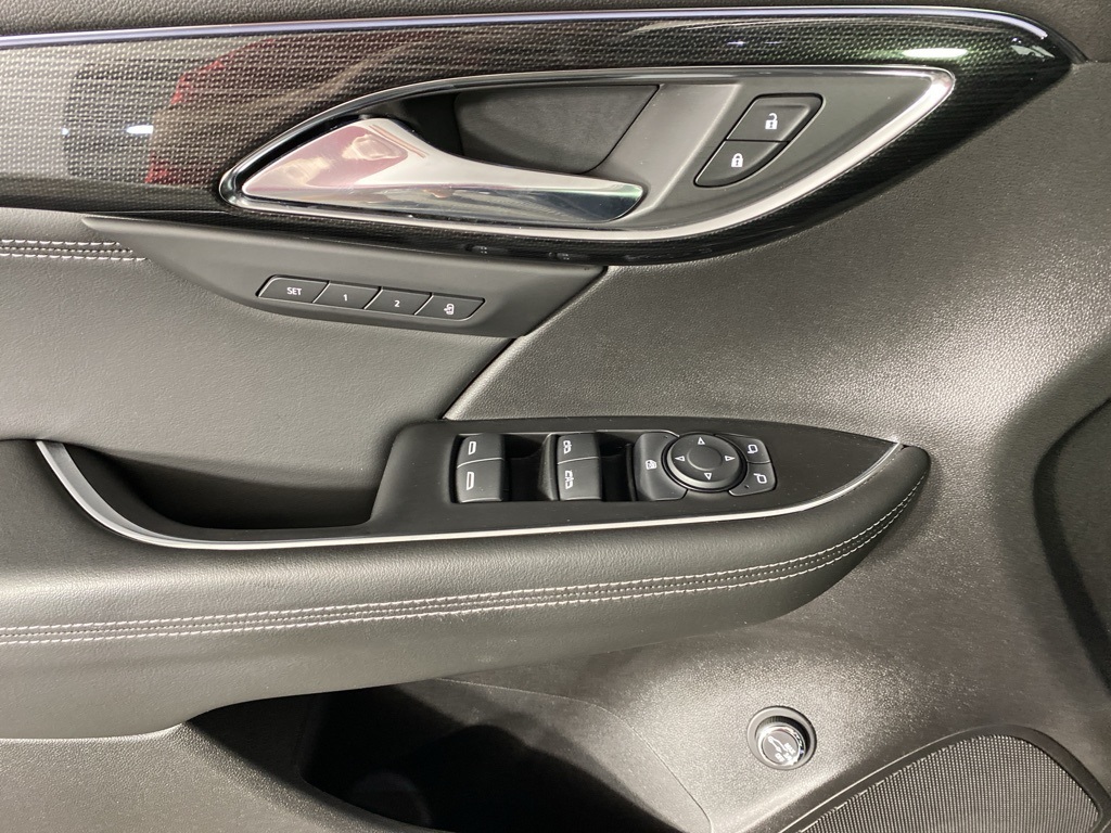 2023 Buick Envision Essence photo 24