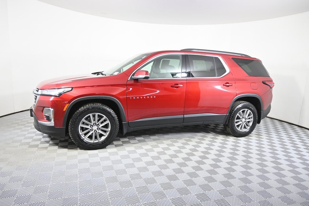 Used 2024 Chevrolet Traverse Limited 3LT with VIN 1GNETWKWXRJ135941 for sale in Forest Lake, Minnesota