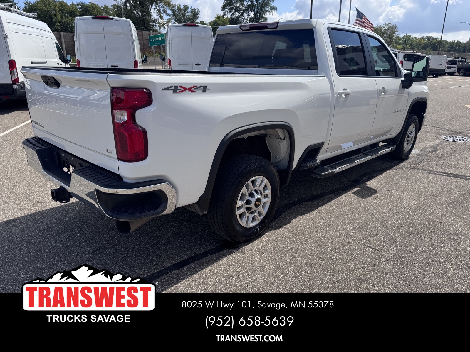2024 Chevrolet Silverado 2500HD LT photo 5