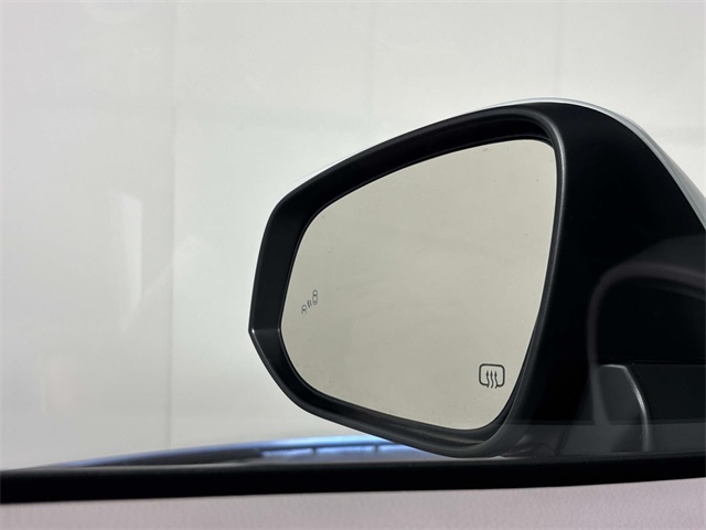 2023 Toyota Corolla Cross LE photo 20