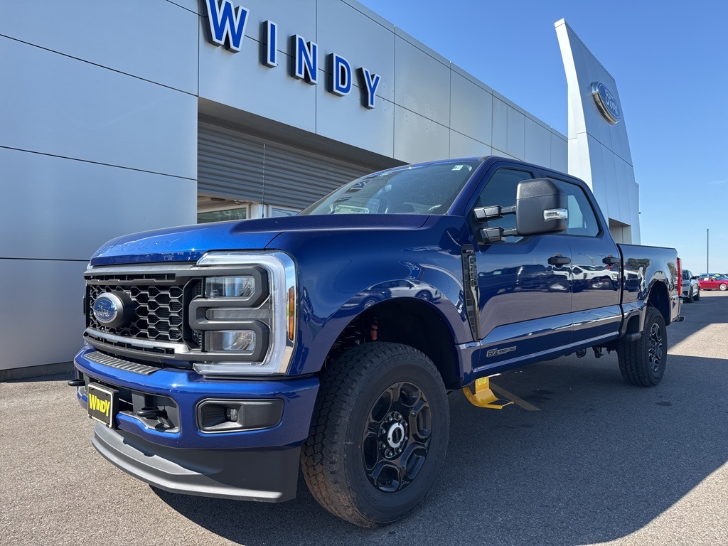2026 Ford F-250 Super Duty XL's photo