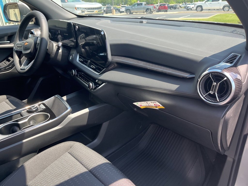 2026 Chevrolet Equinox LT photo 26