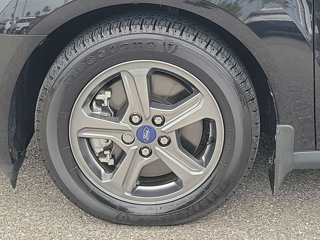 2022 Ford Transit Connect Titanium photo 17
