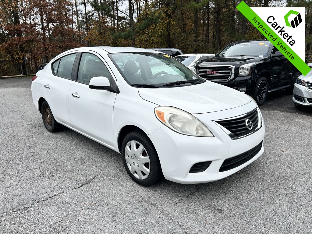 2012 Nissan Versa SV