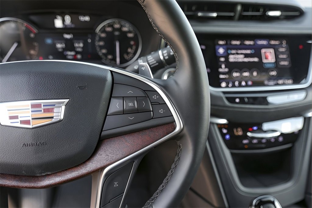 2025 Cadillac XT5 Sport photo 13