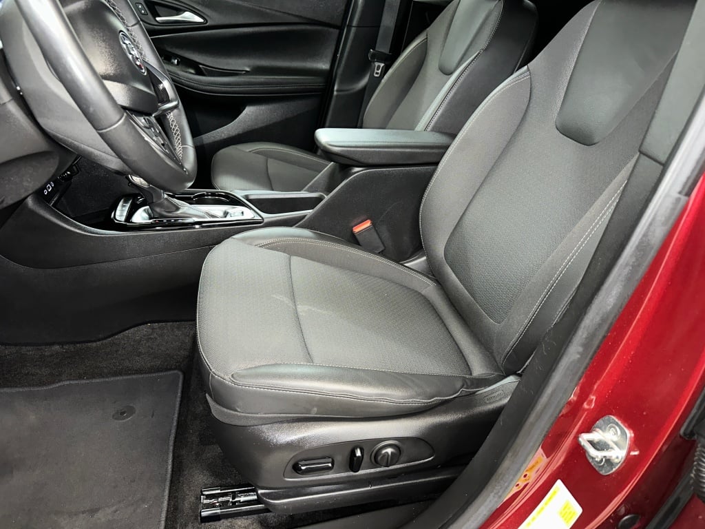 2023 Buick Encore GX Select photo 2