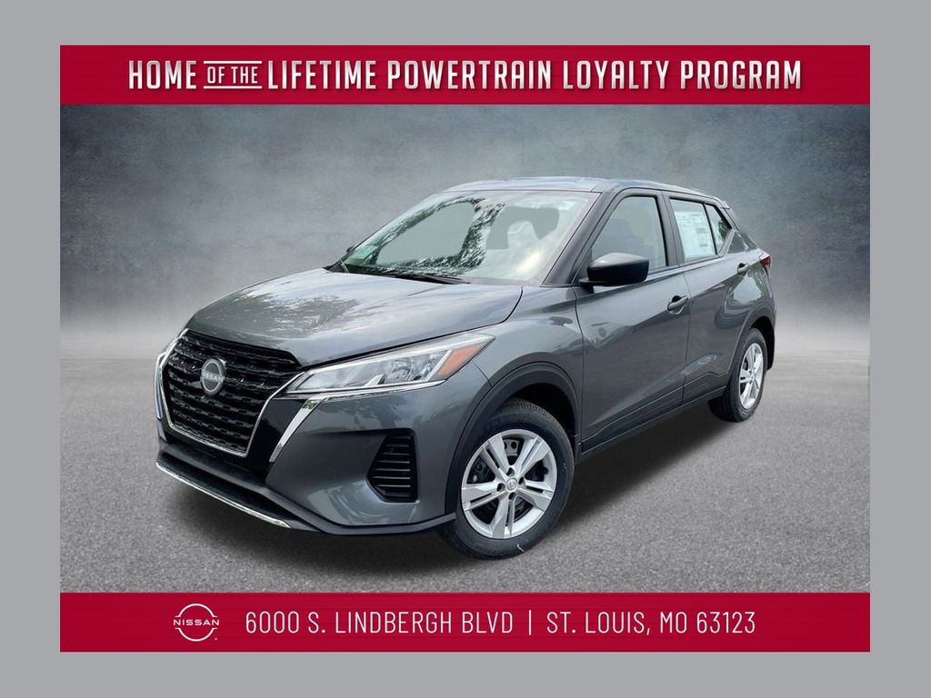 2025 Nissan KICKS PLAY Base's photo