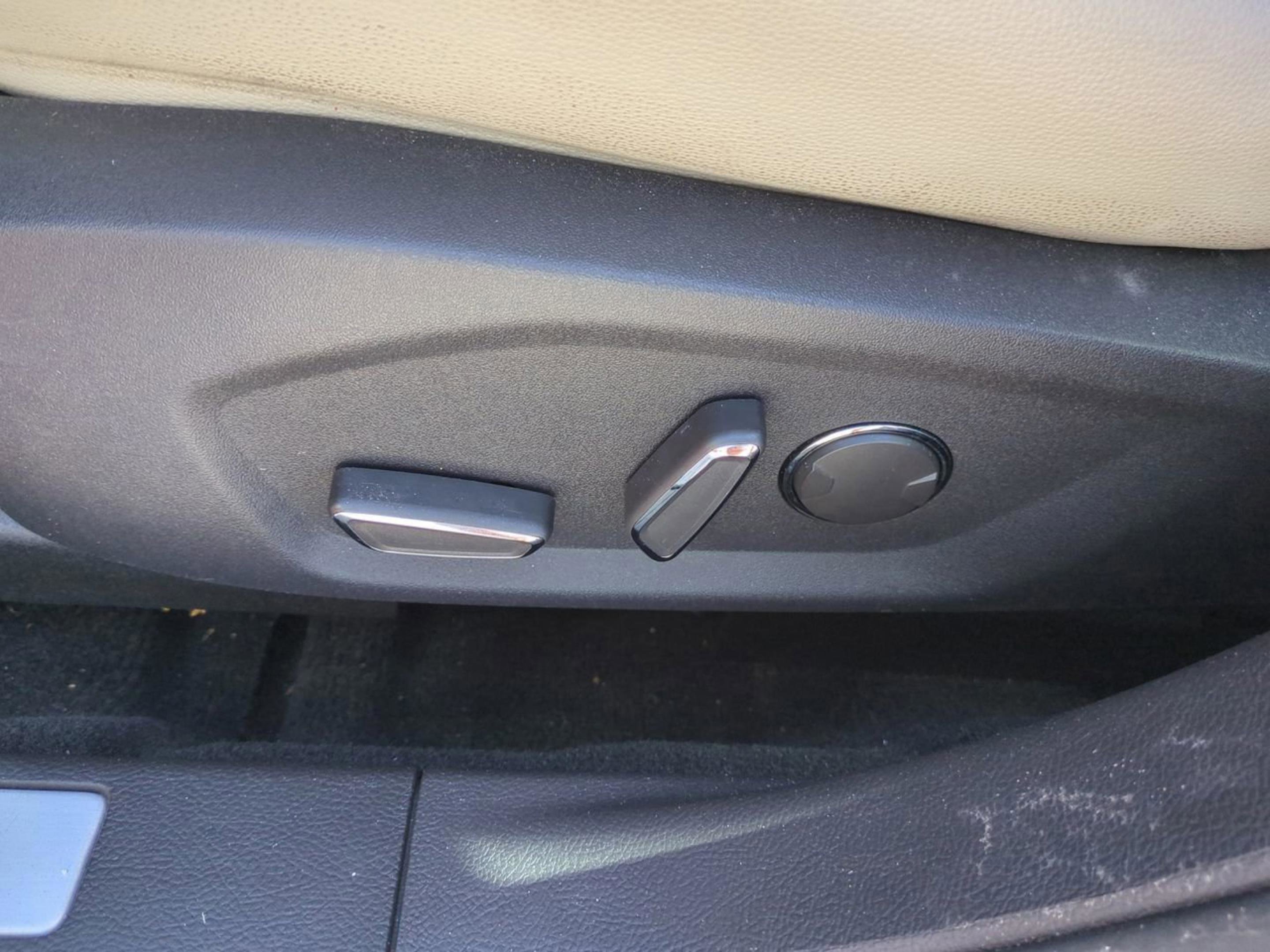 2016 Ford Fusion Titanium photo 21