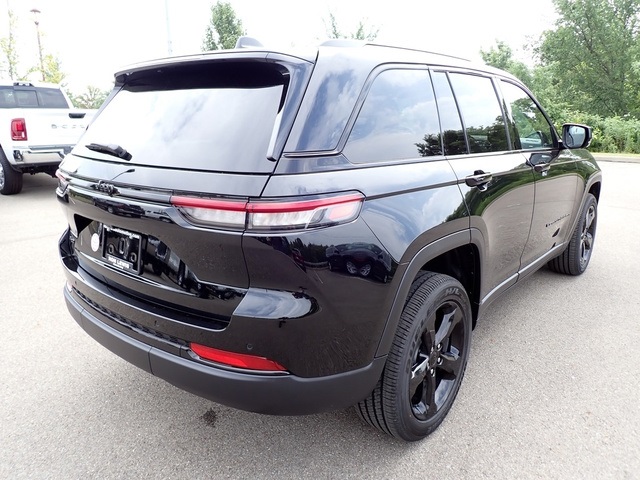 2025 Jeep Grand Cherokee Altitude X photo 6