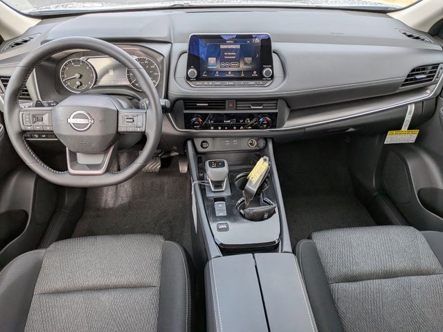 2026 Nissan Rogue SV photo 10